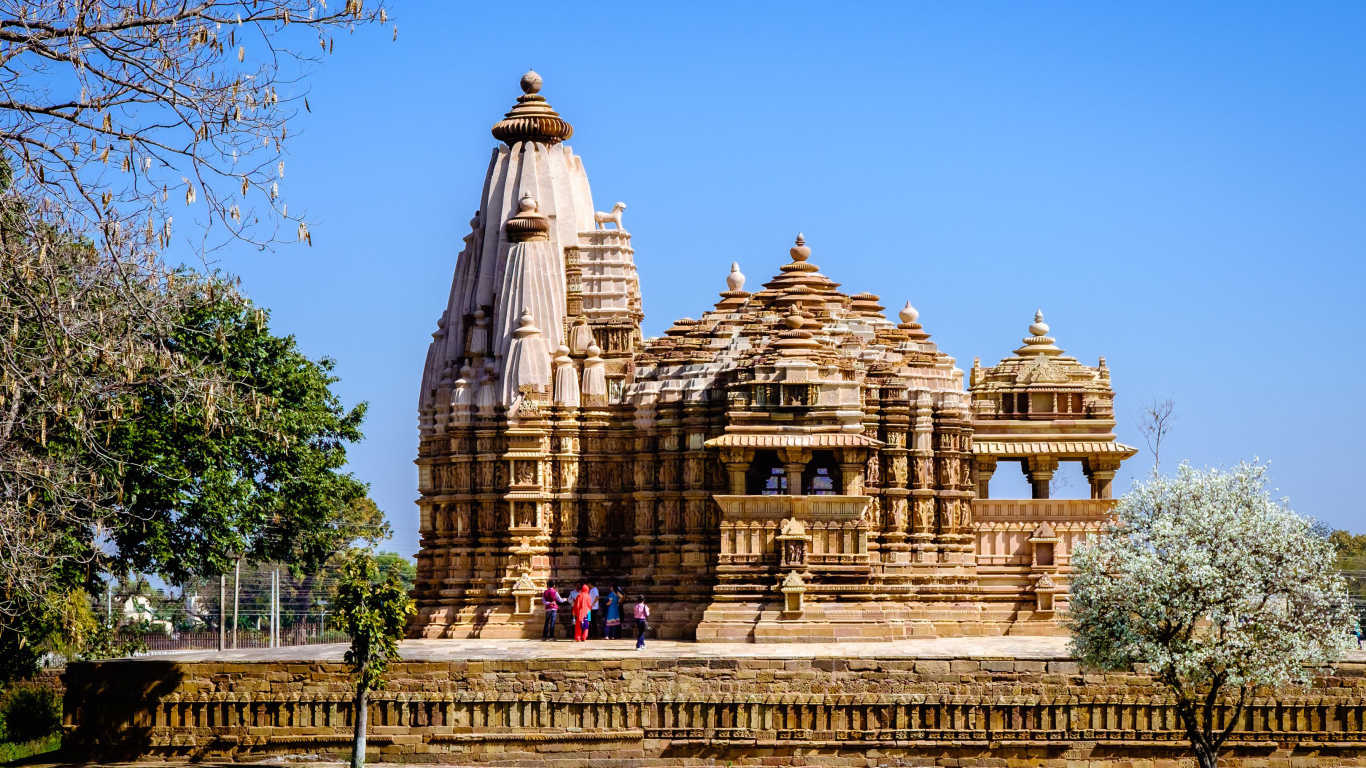 Индуистский храм в Кхаджурахо, Индия