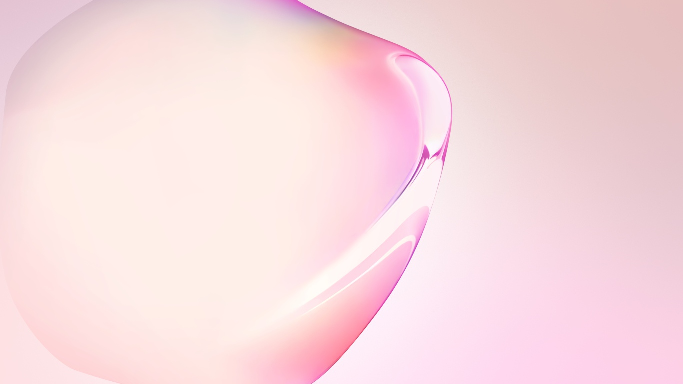Прозрачный пузырь на розовом фоне