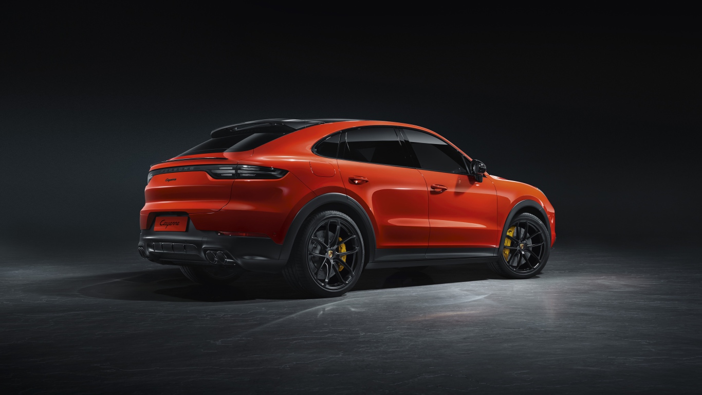 Красный автомобиль Porsche Cayenne Coupe 2019 года вид сзади