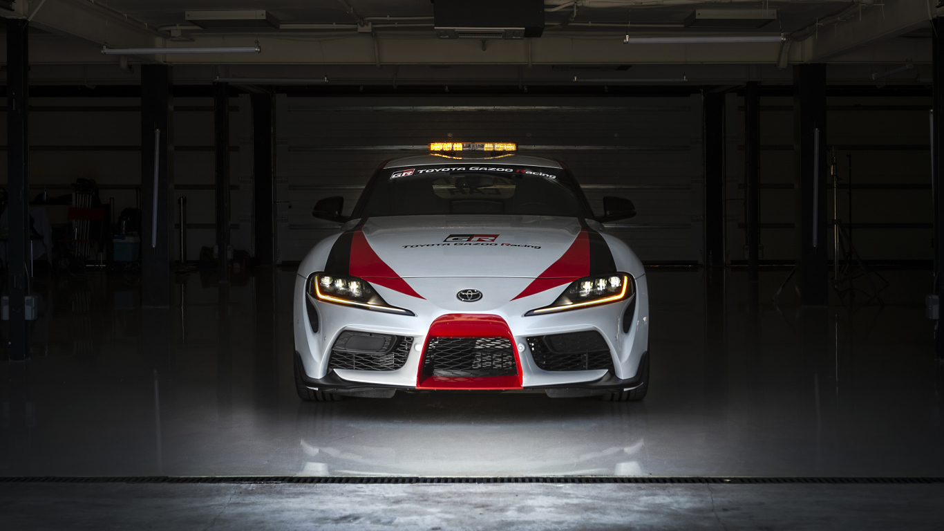 Автомобиль Toyota GR Supra Safety Car, 2019 года в гараже