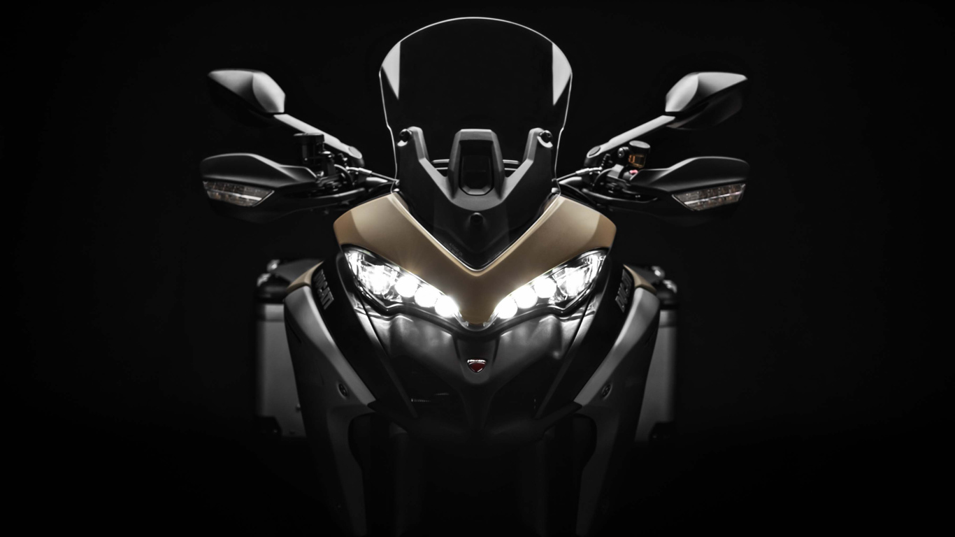 Мотоцикл Ducati Multistrada 1260 Enduro, 2019 вид спереди