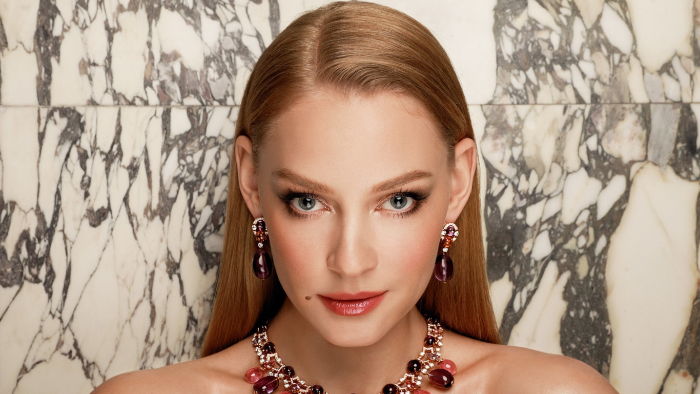 Красивая девушка российская актриса  Светлана Ходченкова