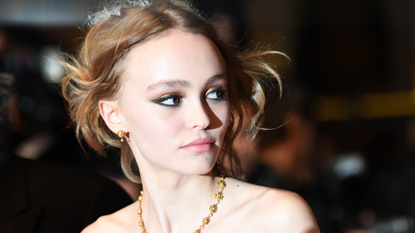 Молодая актриса Лили-Роуз Мелоди Депп 