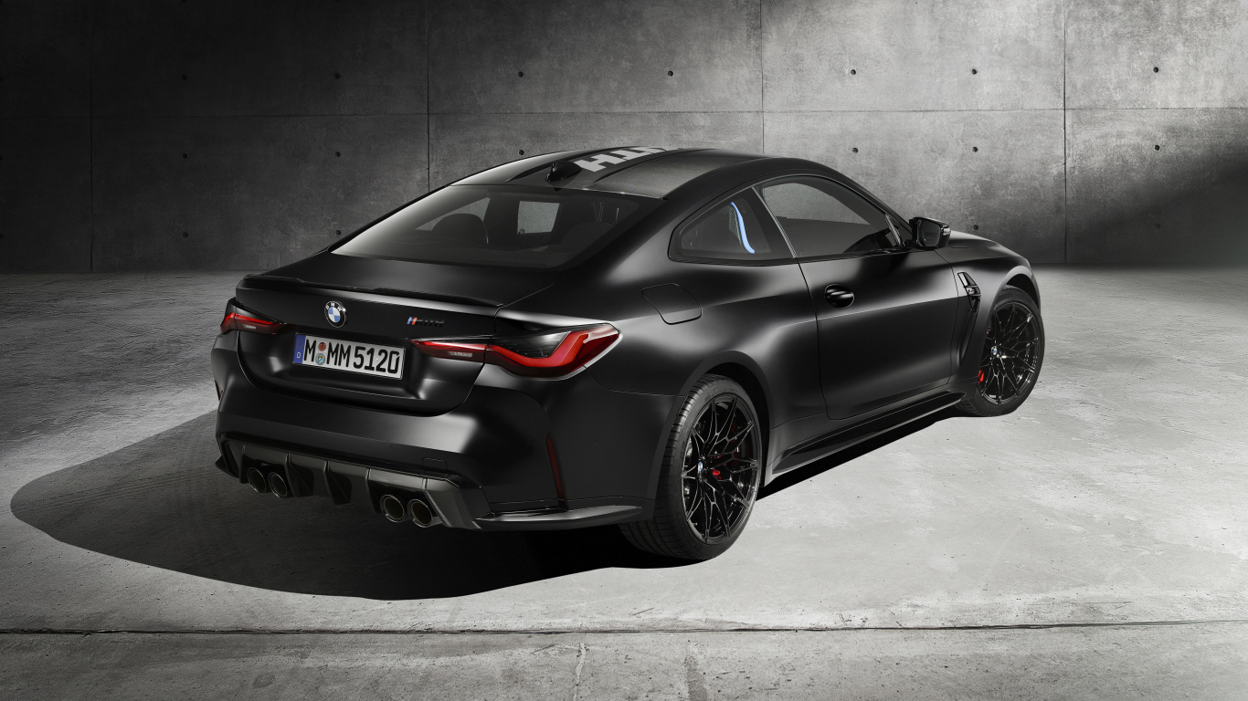 Черный BMW M4 Competition X Kith 2020 года вид сзади