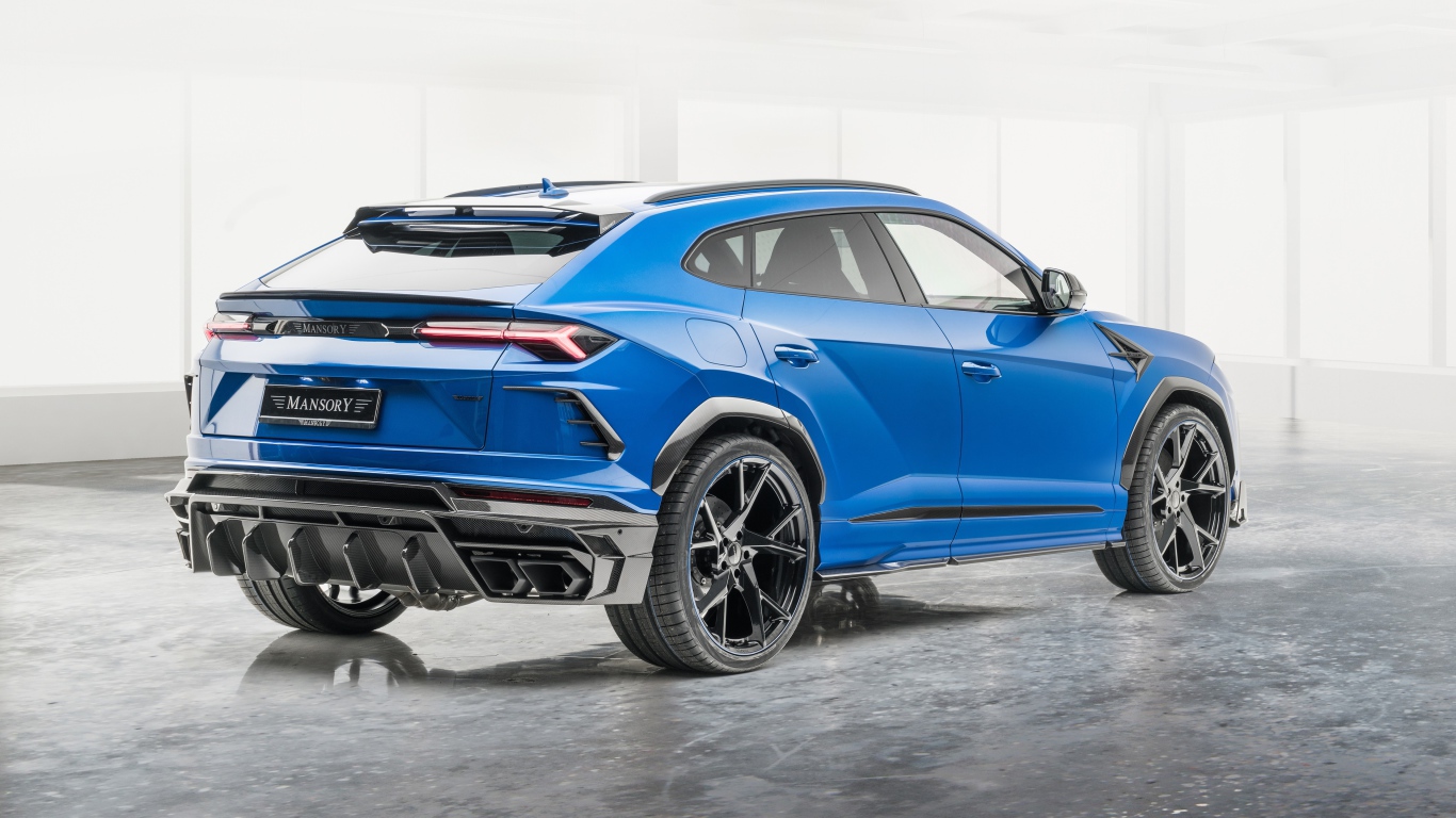 Автомобиль Lamborghini Urus 2020 года вид сзади
