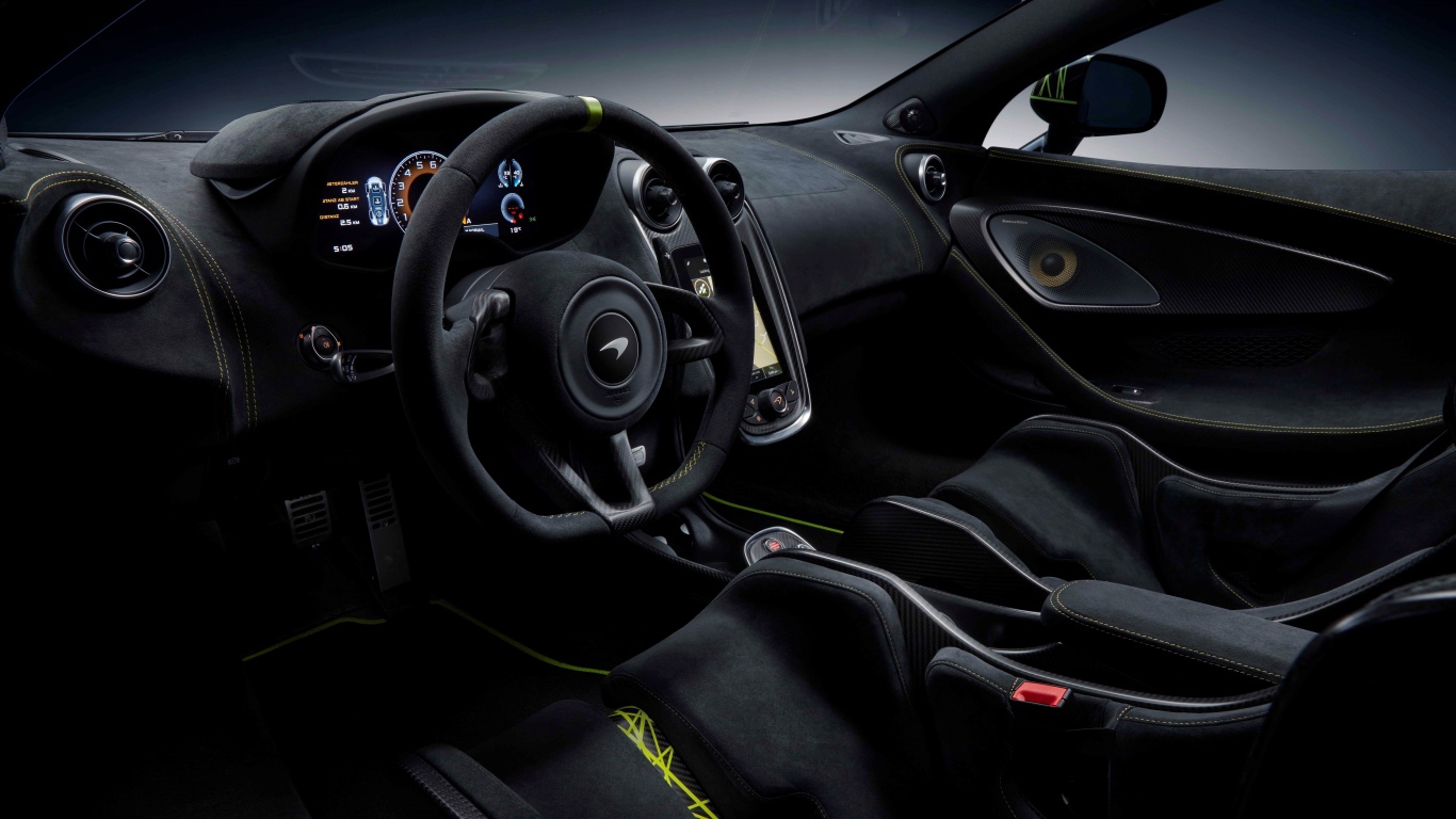 Салон автомобиля McLaren MSO 600LT Spider Segestria Borealis 2020 года 