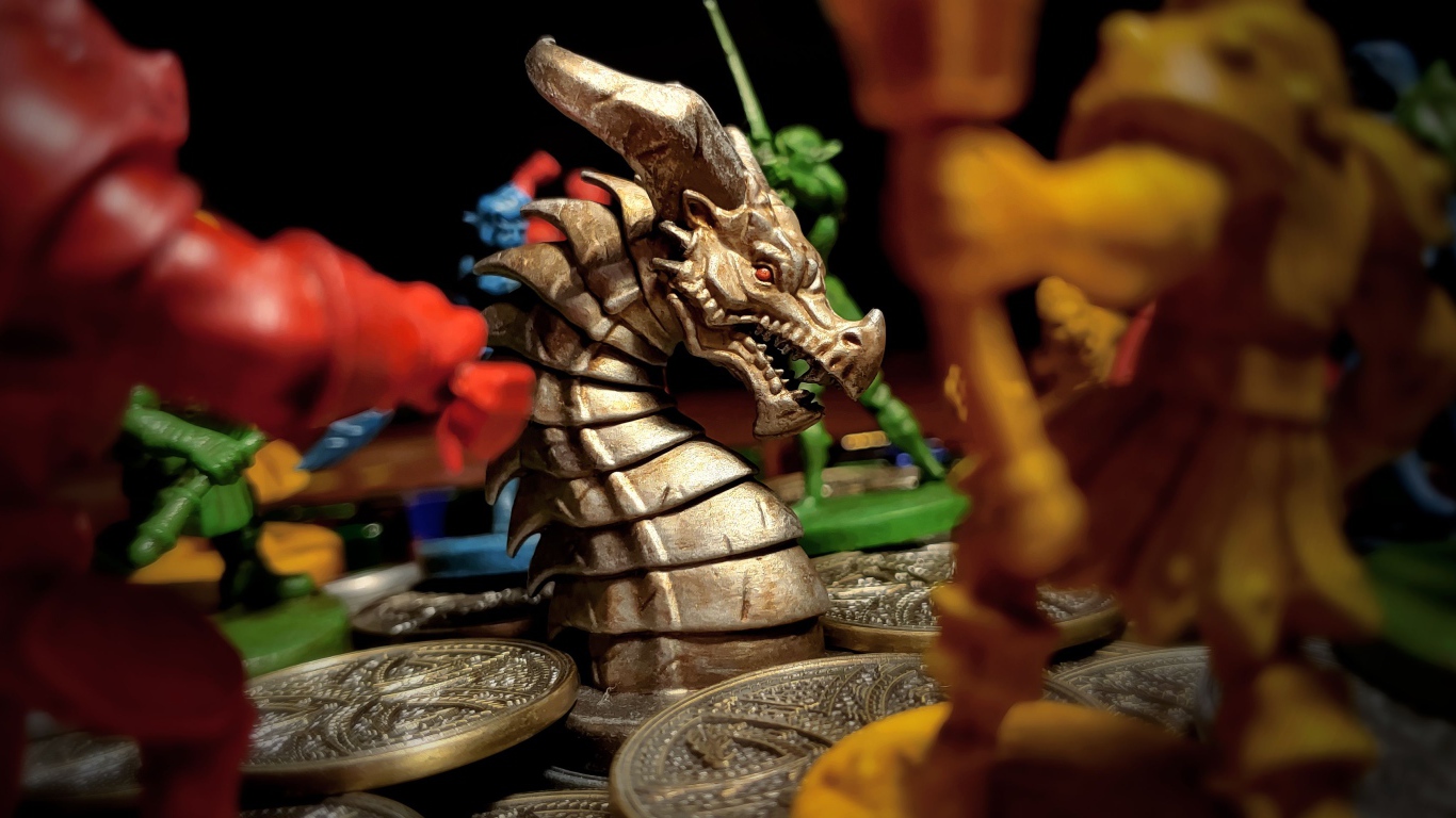 Статуэтка дракон с монетами 