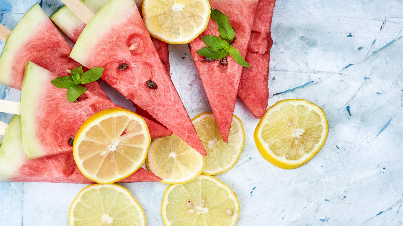 Кусочки арбуза с лимоном