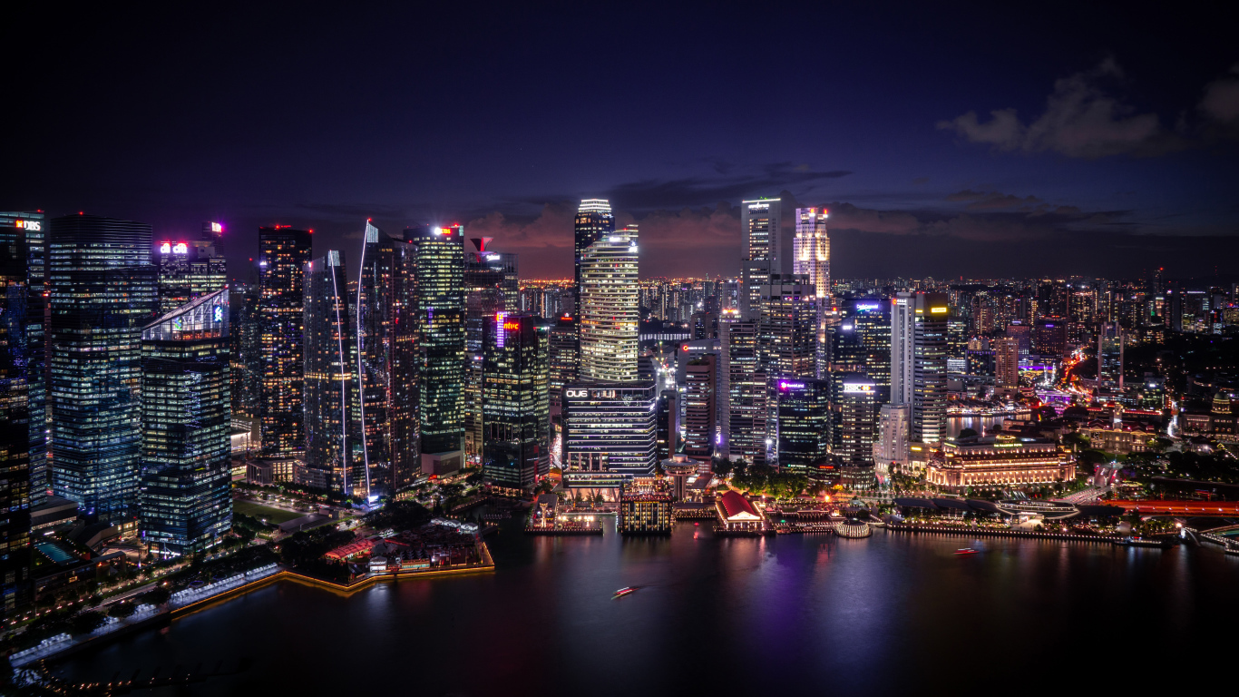 Небоскребы ночного Сингапура у воды,  Азия