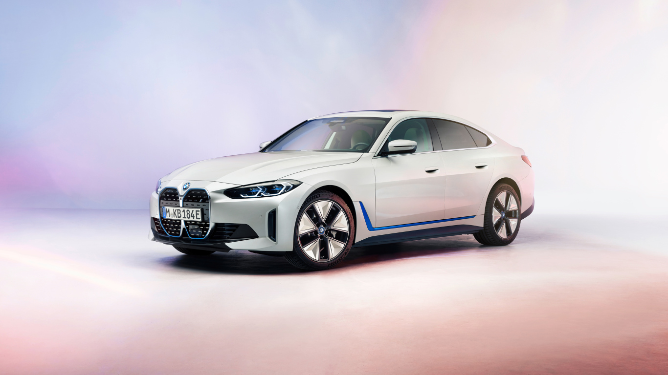 Дорогой автомобиль BMW I4 2021 года