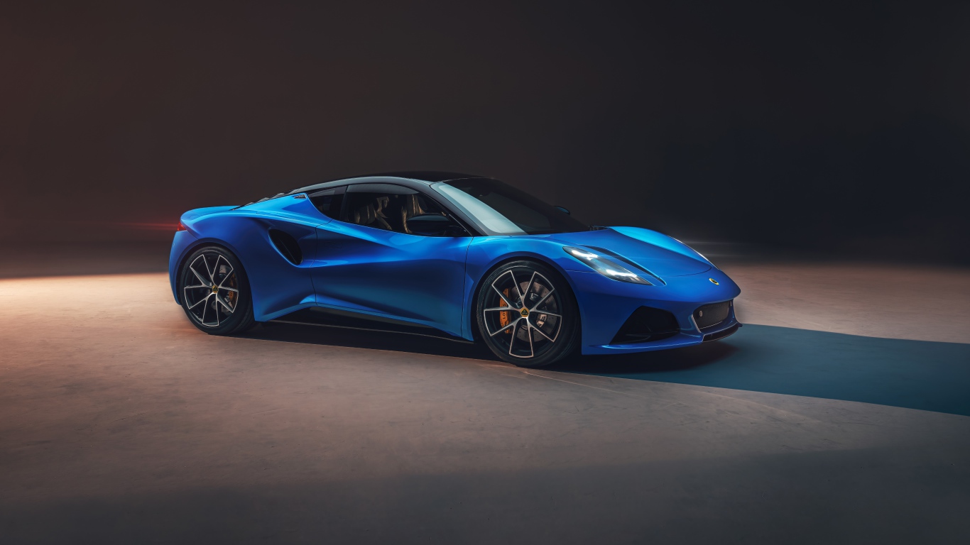Быстрый автомобиль Lotus Emira First Edition 2021 года