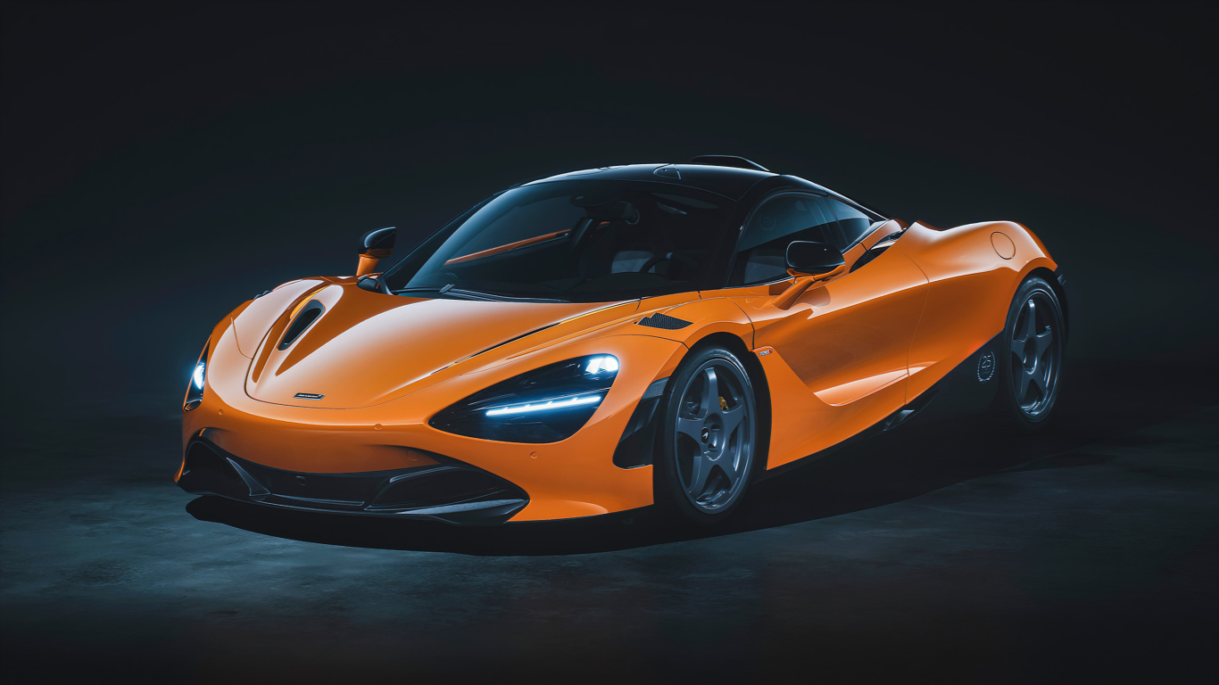 Быстрый автомобиль McLaren 720S Le Mans