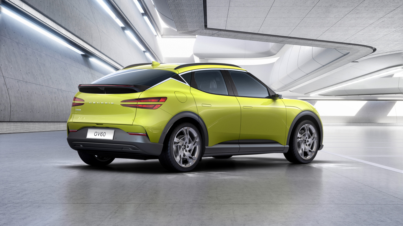 Автомобиль Genesis GV60,  2021 года вид сзади