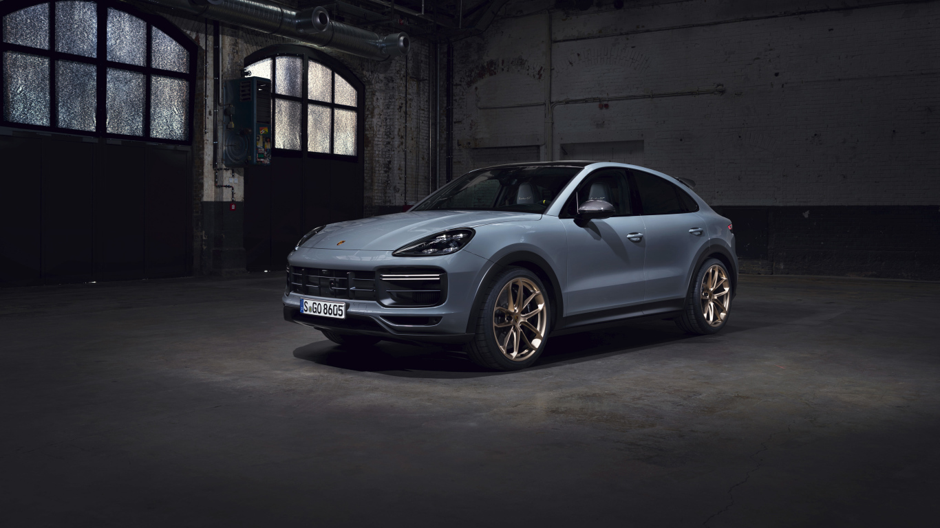 Кроссовер Porsche Cayenne Turbo GT 2021 года
