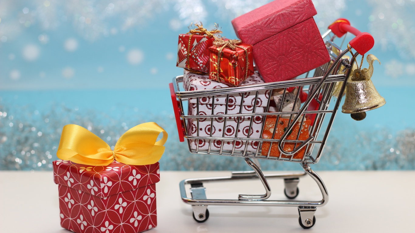 Железная маленькая тележка с подарками 