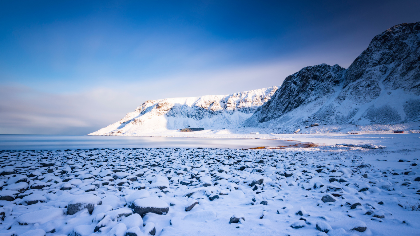 Заснеженные Лофотенские острова, Норвегия 