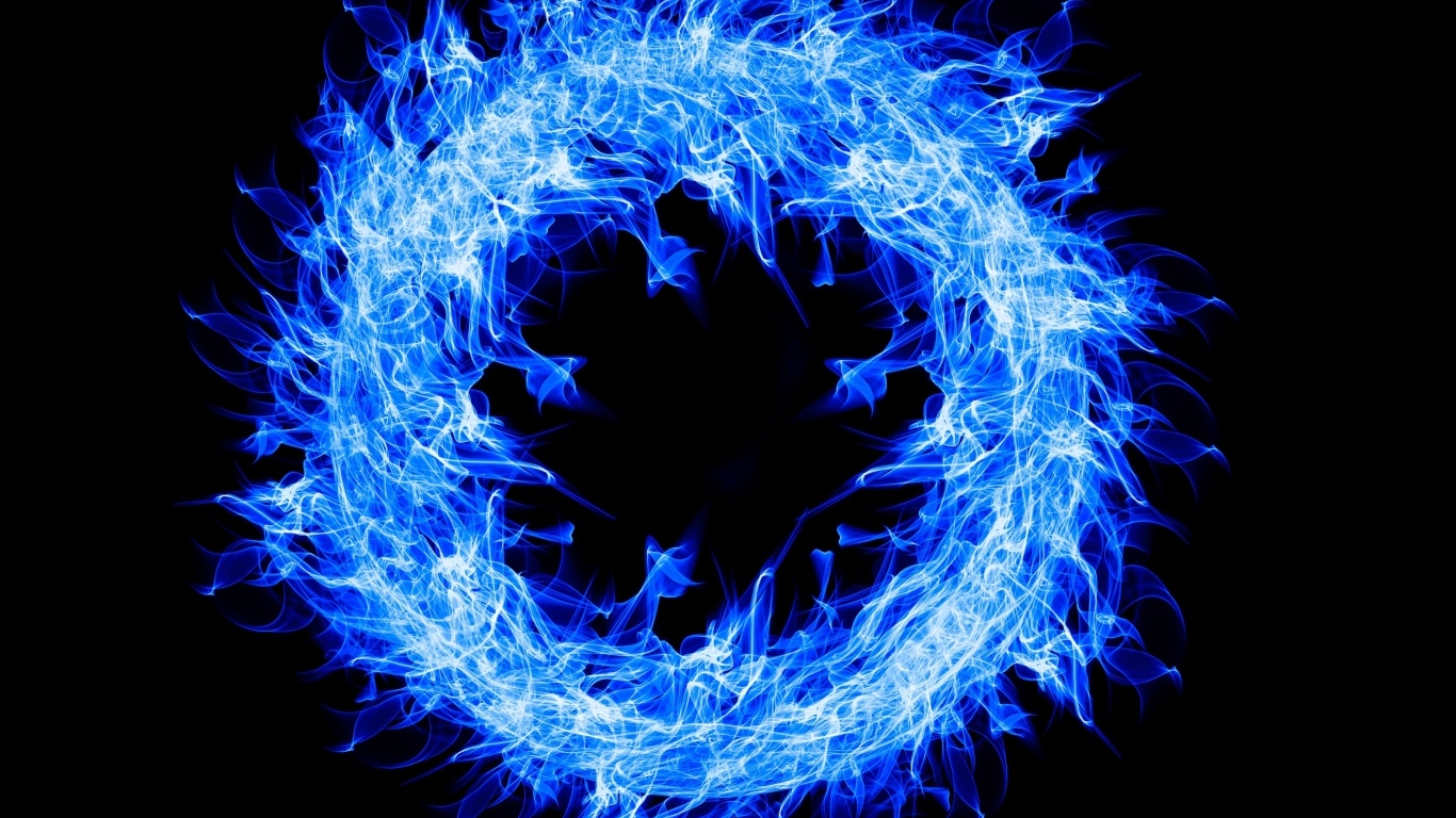 Голубое огненное кольцо  на черном фоне