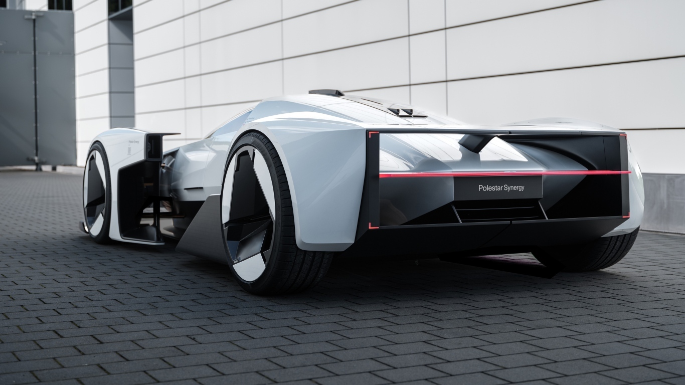 Спорткар Polestar Synergy 2023 года вид сзади