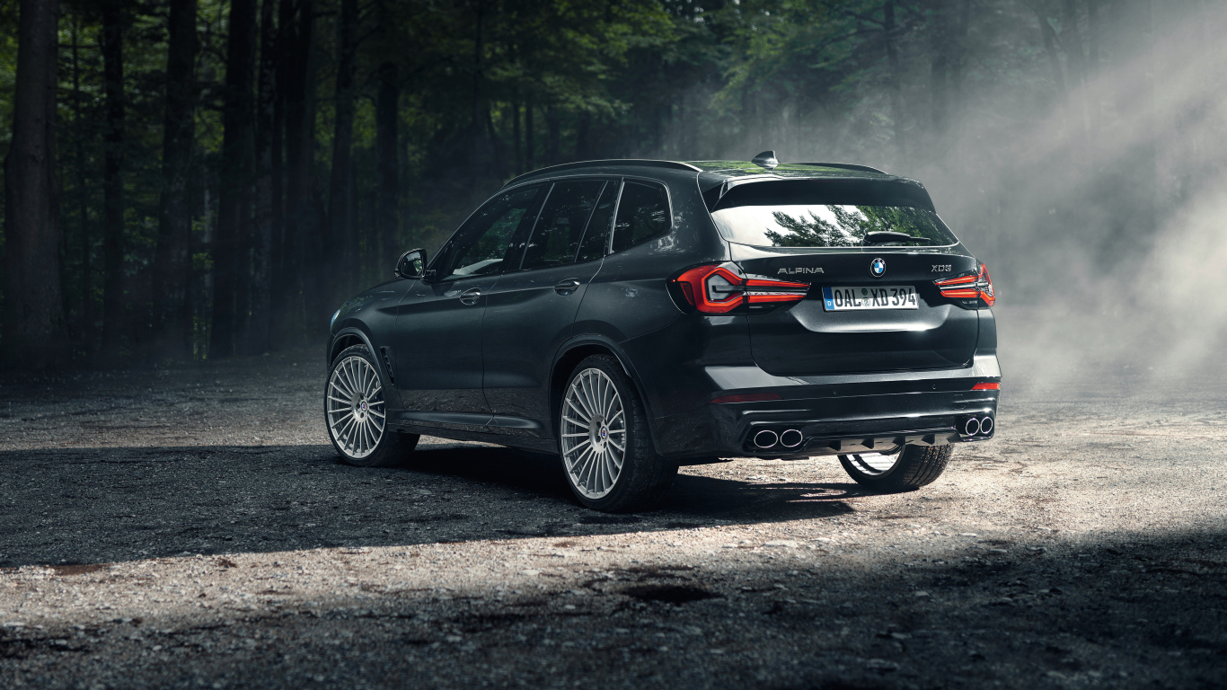 Внедорожник Alpina XD3,  2023 года вид сзади