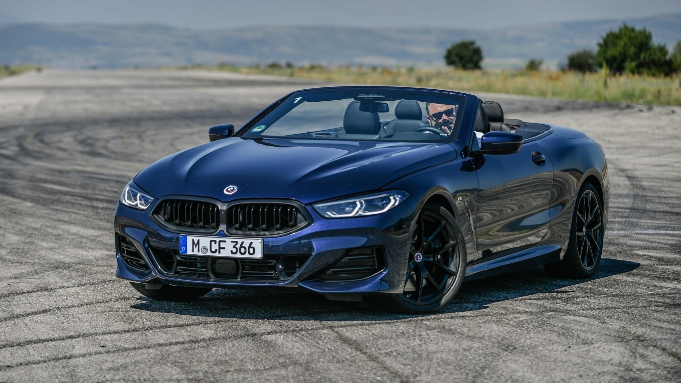 Спортивный кабриолет BMW 840i XDrive M