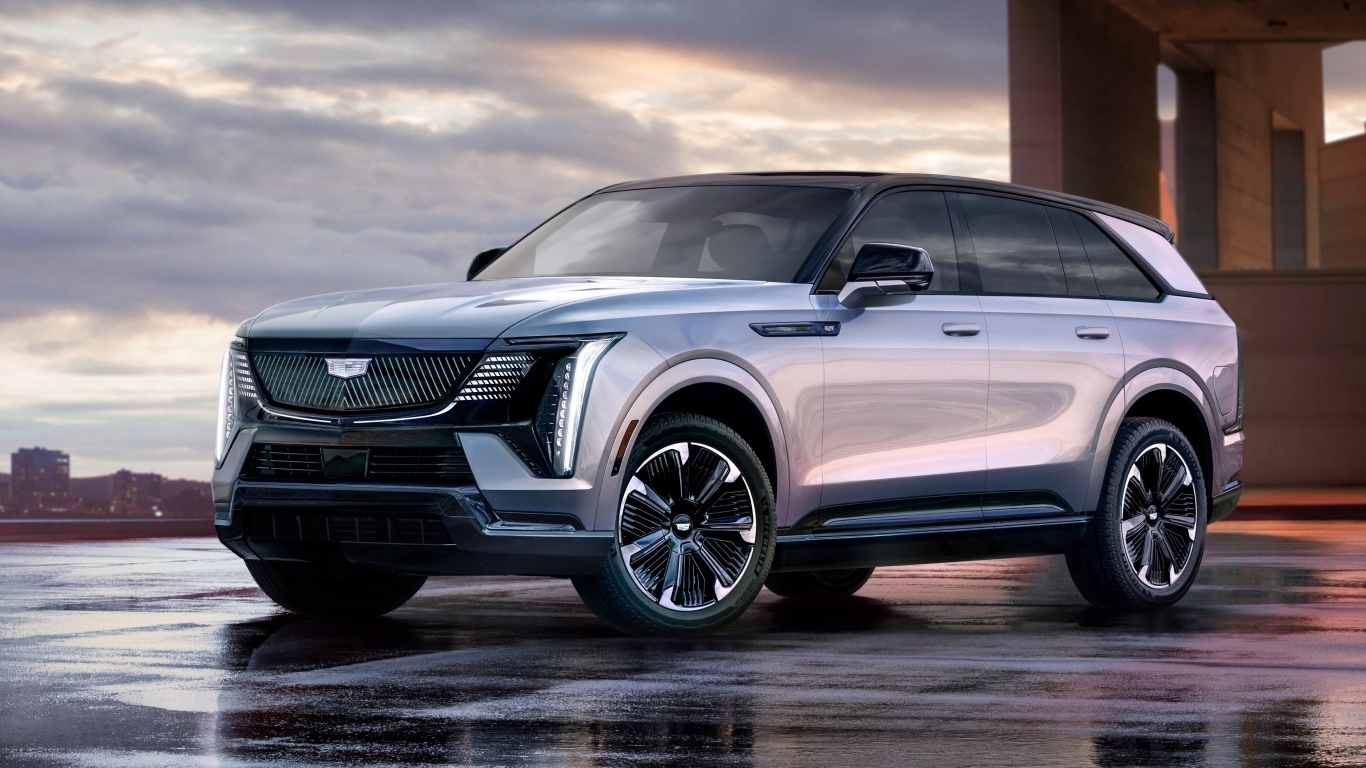 Новый автомобиль Cadillac Escalade IQ Sport 2025 года