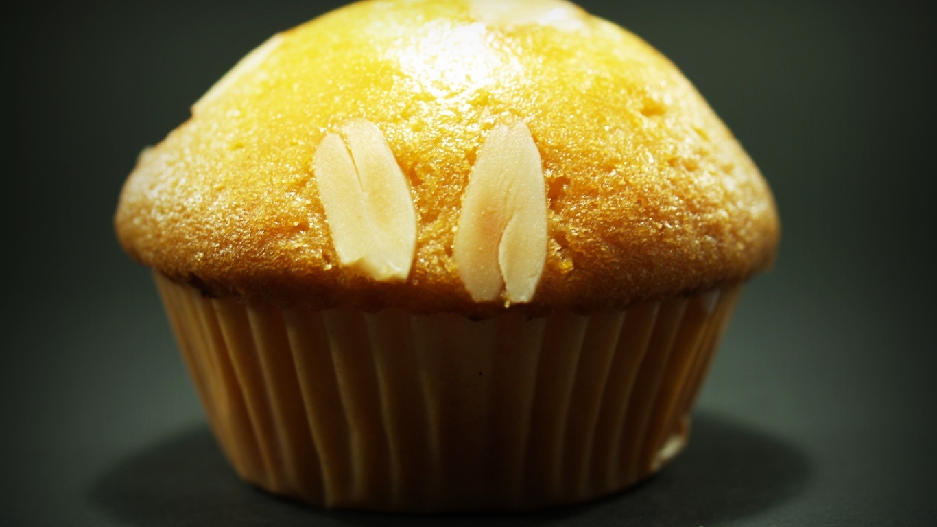 Кекс с арахисом крупным планом