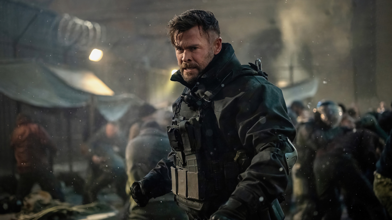 Персонаж Тайлер Рейк фильм Extraction-2