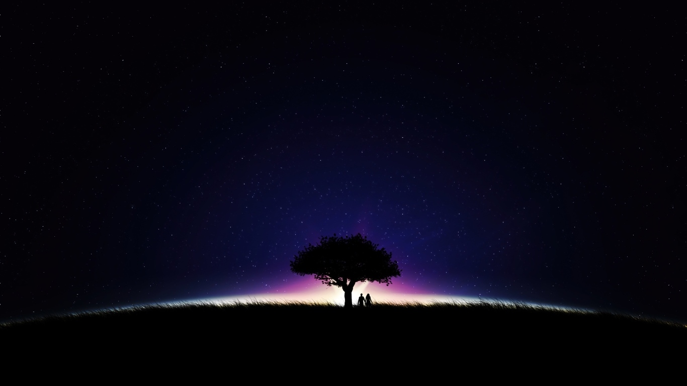 Большое дерево на фоне неба ночью