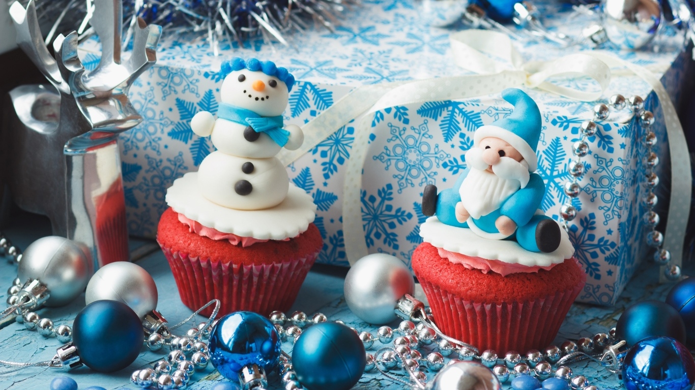 Красивые новогодние кексы с подарками и игрушками