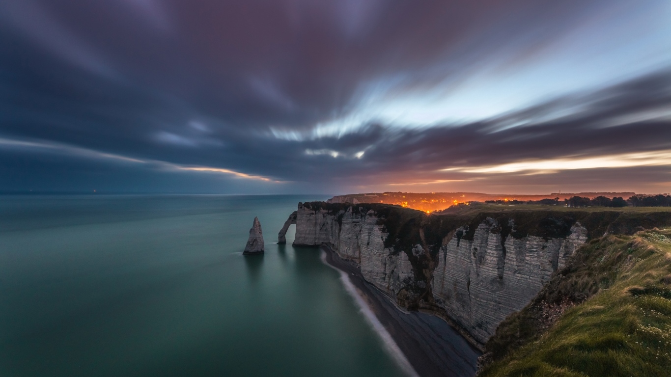 Крутой утес у моря, Австралия