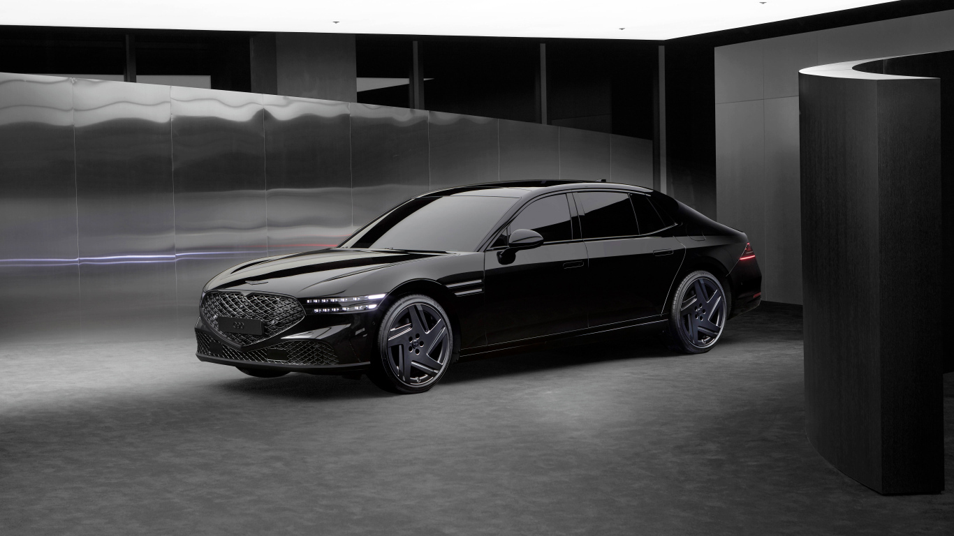 Черный дорогой автомобиль Genesis G90 Black 2024 года в гараже