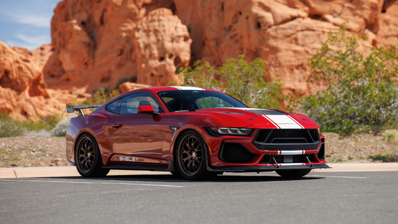 Быстрый автомобиль Shelby Super Snake 2024 года в горах