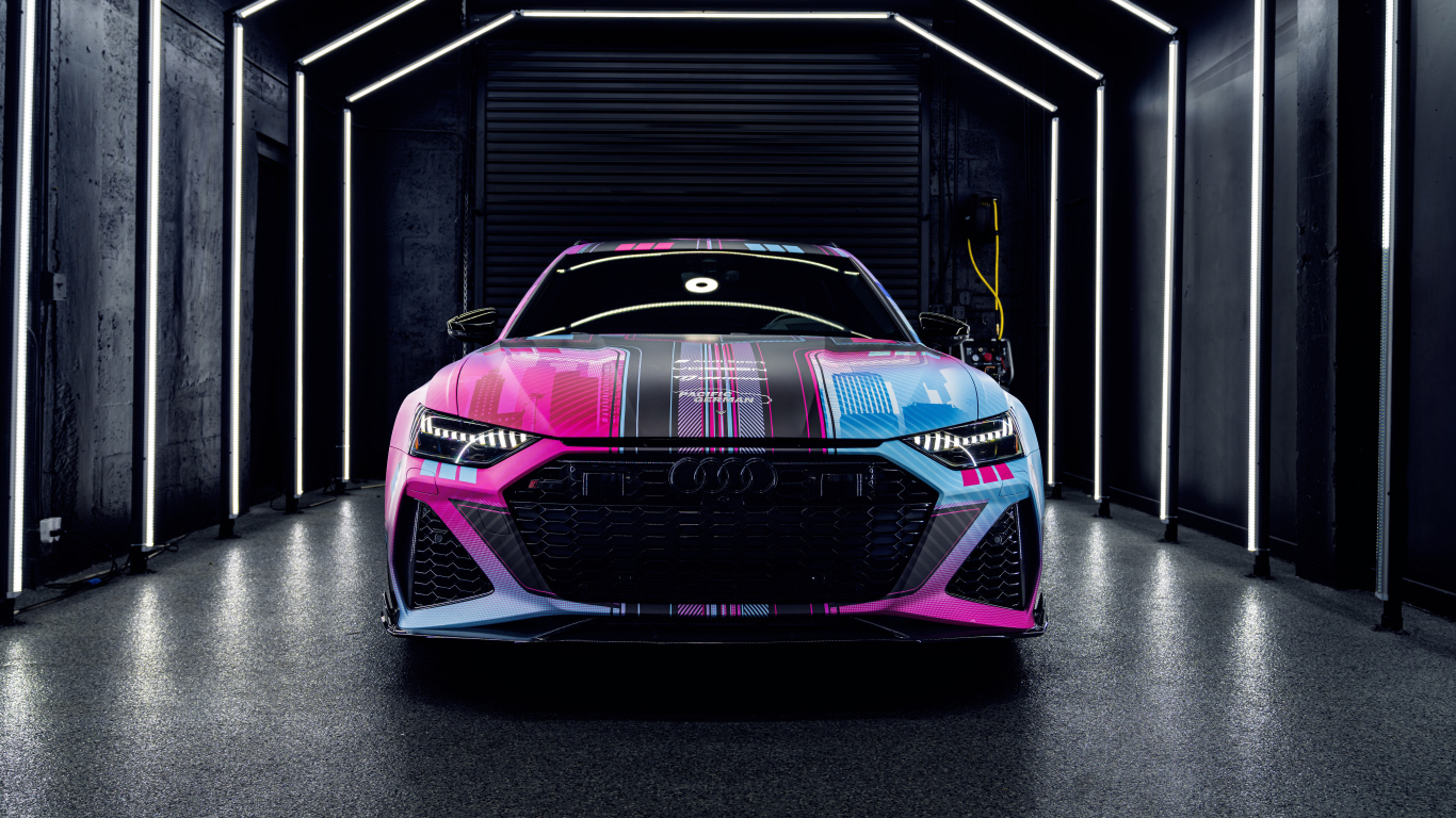 Разноцветный автомобиль Audi RS6  вид спереди