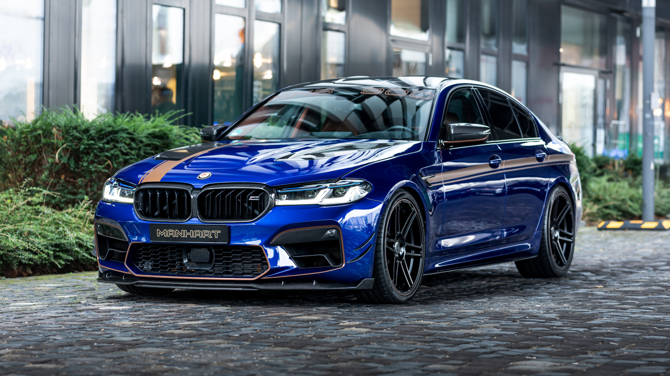 Синий автомобиль BMW M5 Manhart MH5 900 Limited