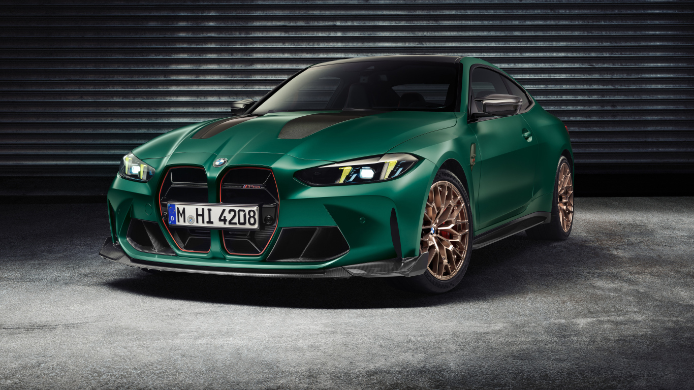 Зеленый автомобиль BMW M4 CS 2024  года