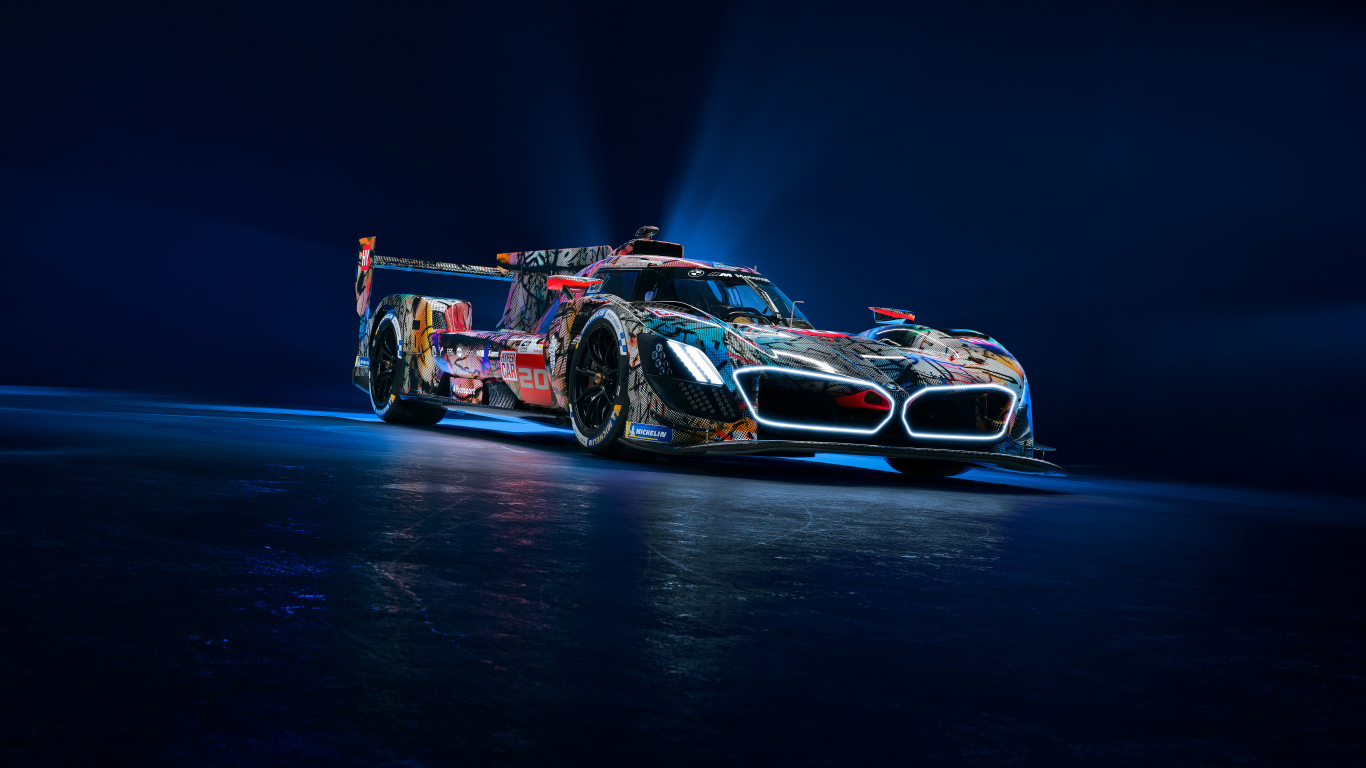 Гоночный разноцветный автомобиль BMW Art Car By Julie Mehretu