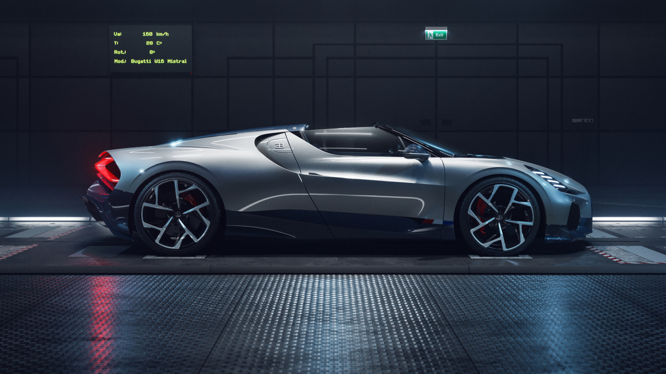 Серебристый автомобиль Bugatti Mistral