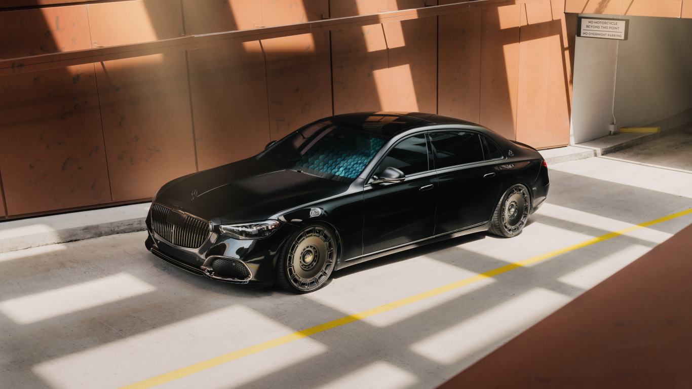 Черный Mercedes-Benz Maybach S Class S680  вид сверху