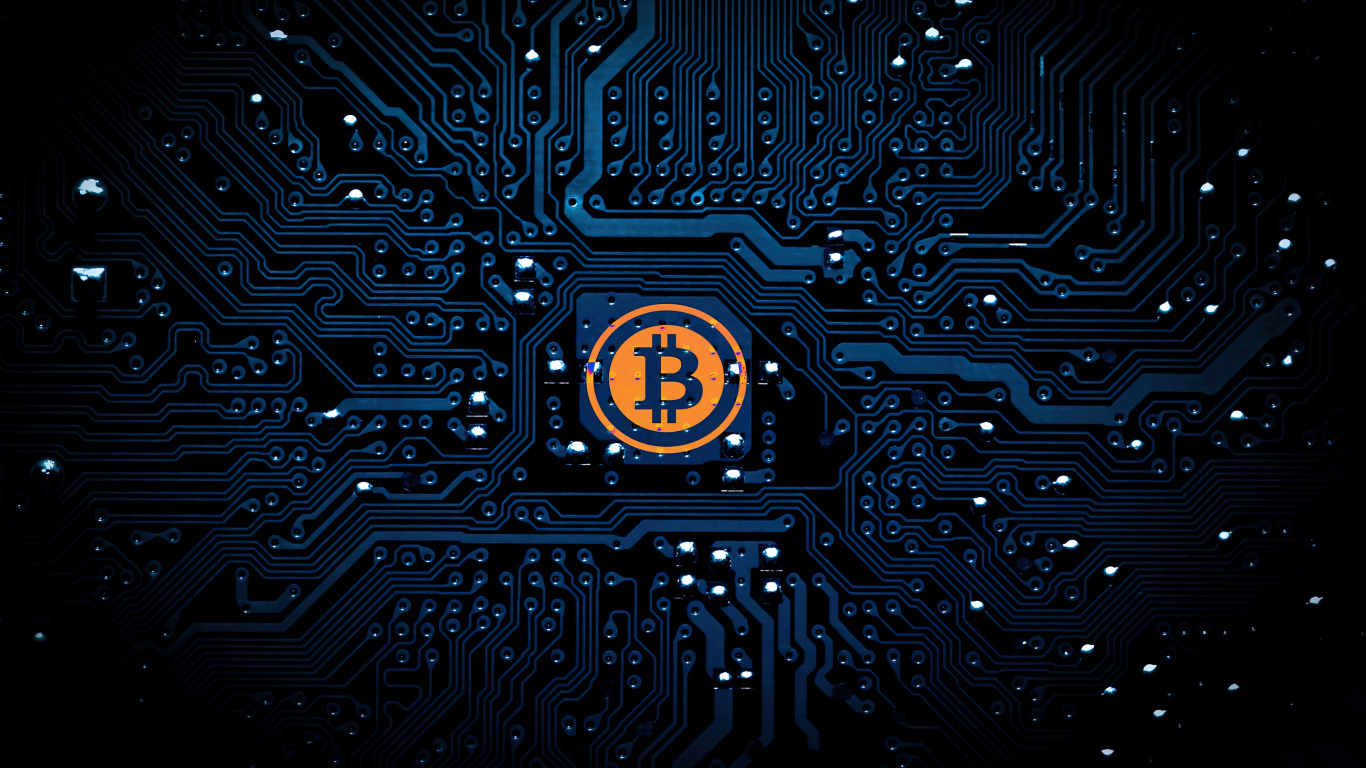 Яркий логотип биткоин на плате