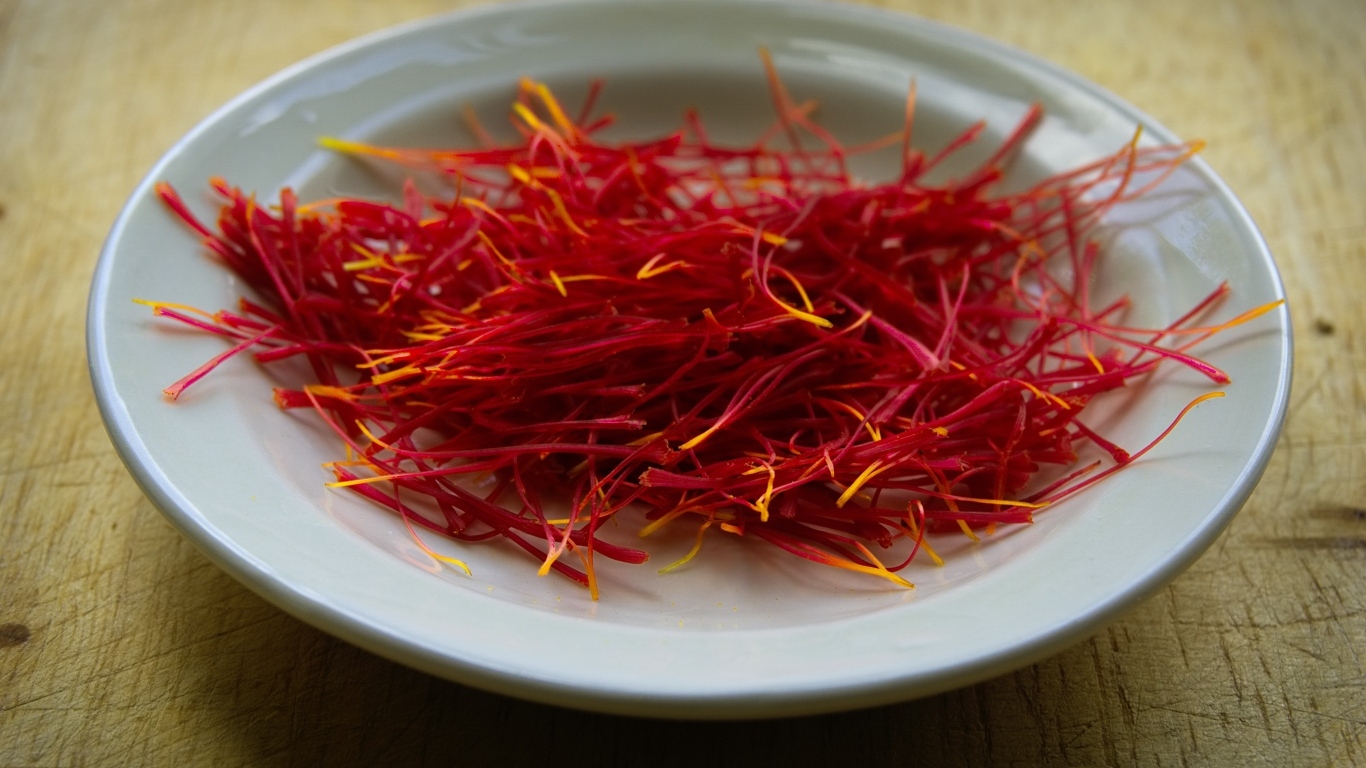 Пряная дорогая специя шафран