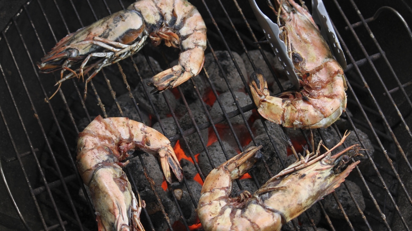 Креветки барбекю на решетке
