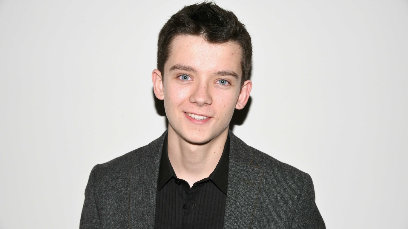 Молодой голубоглазый актер Эйса Баттерфилд