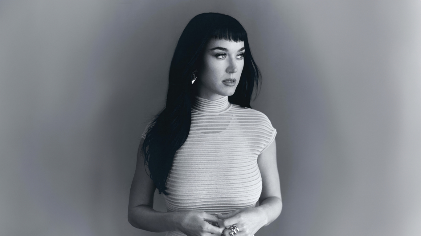 Американская певица Кэти Перри черно-белое фото