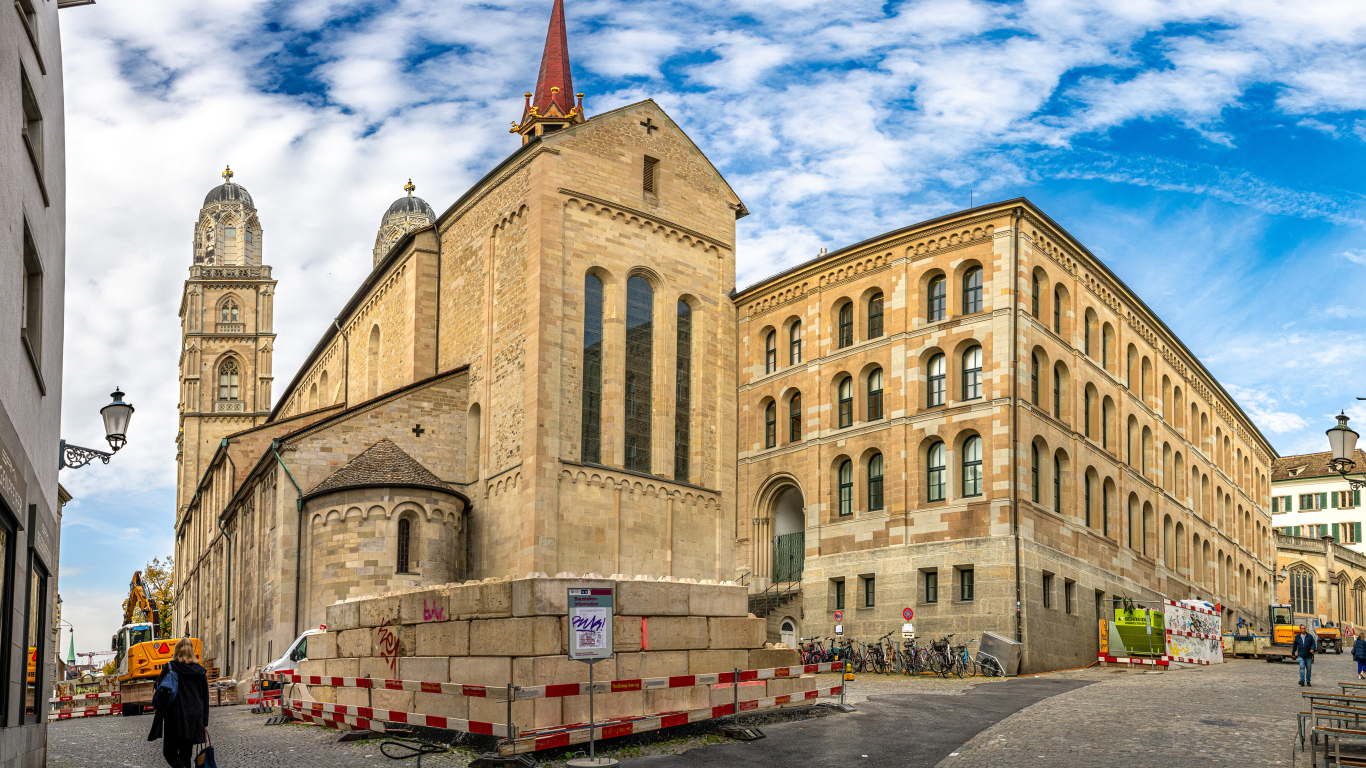 Старая церковь в городе Цюрих, Швейцария