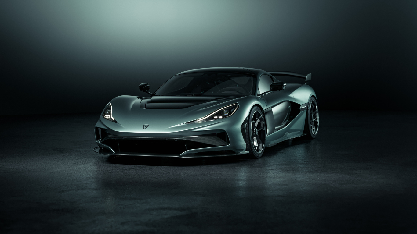 Автомобиль Rimac Nevera R 2024 года вид спереди