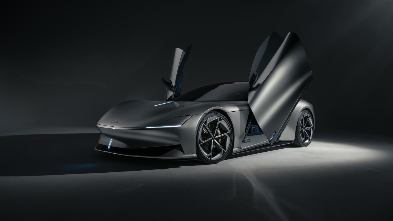 Автомобиль Karma Ivara 2024 года с открытыми дверями