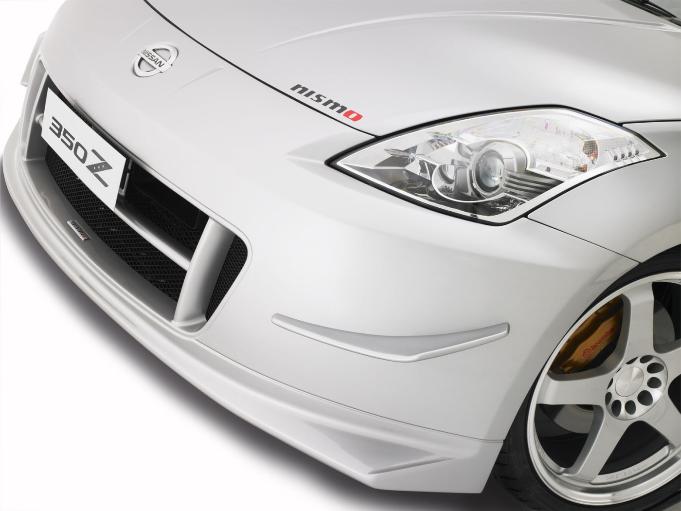 Nissan 350Z перед