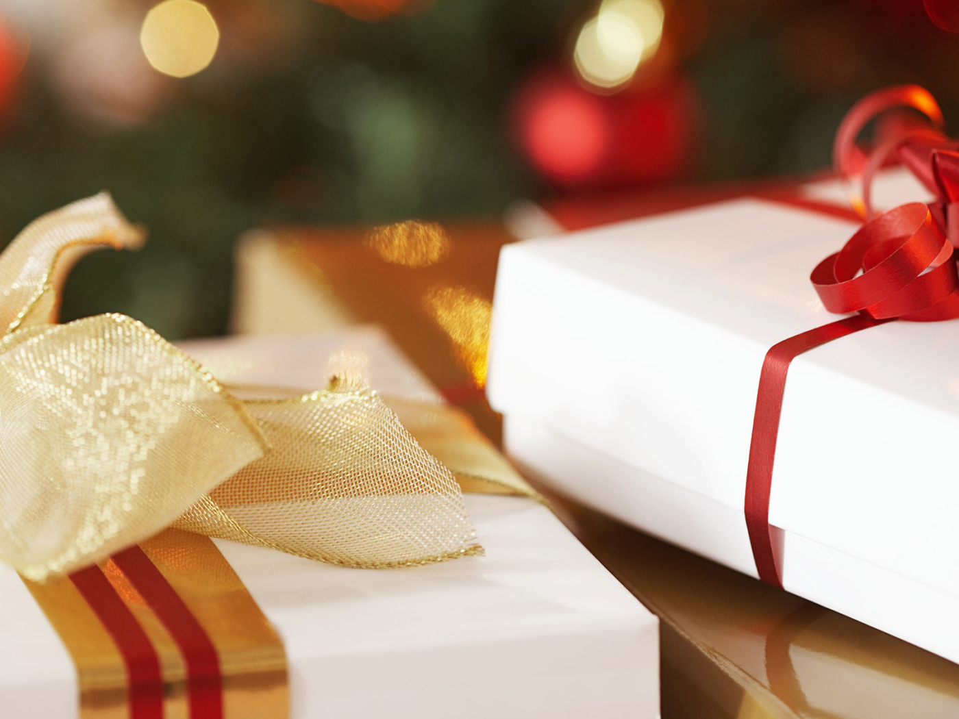 Красивые рождественские подарки