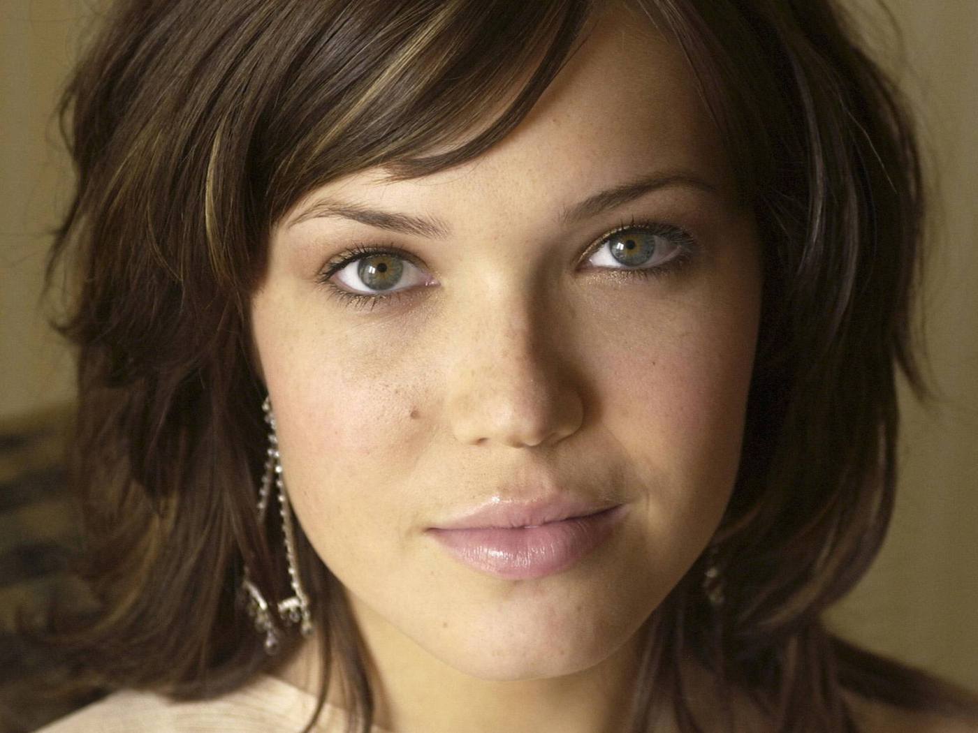 Менди Мур / Mandy Moore