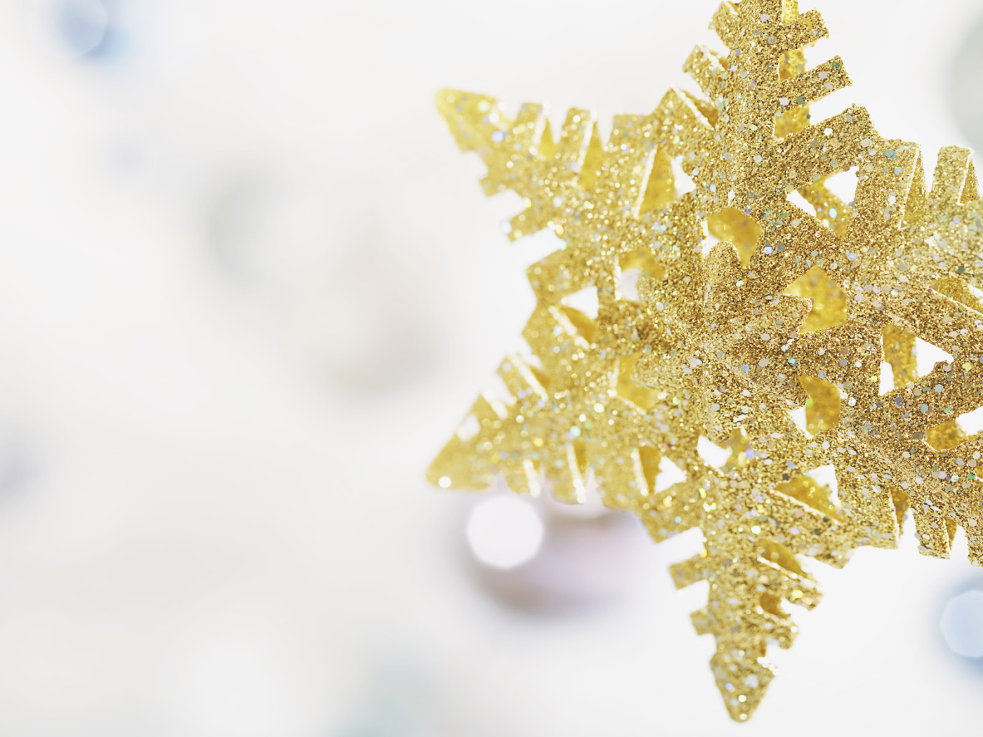 Новогодняя снежинка